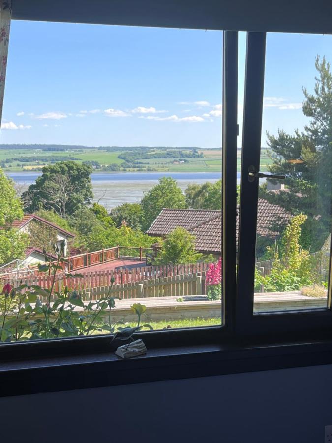 丁沃尔Black Isle View公寓 外观 照片